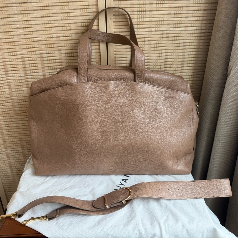 Like New - Cuyana Weekender Bag with Crossbody Strap - Beige Pebbled Leather